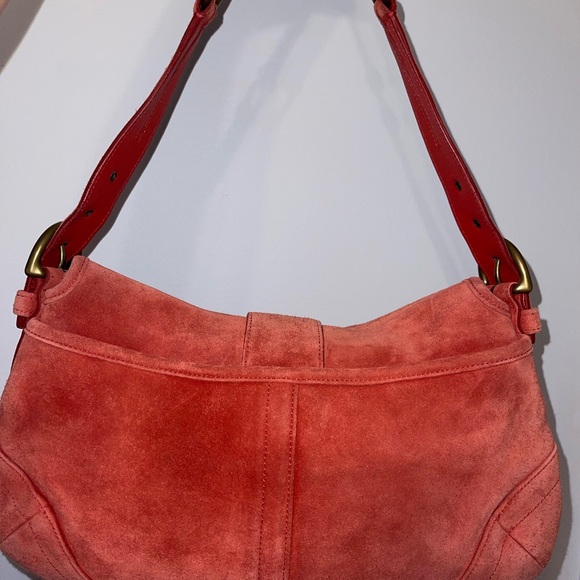 Y2K Pink Suede Shoulder Bag - Picture 2 of 6